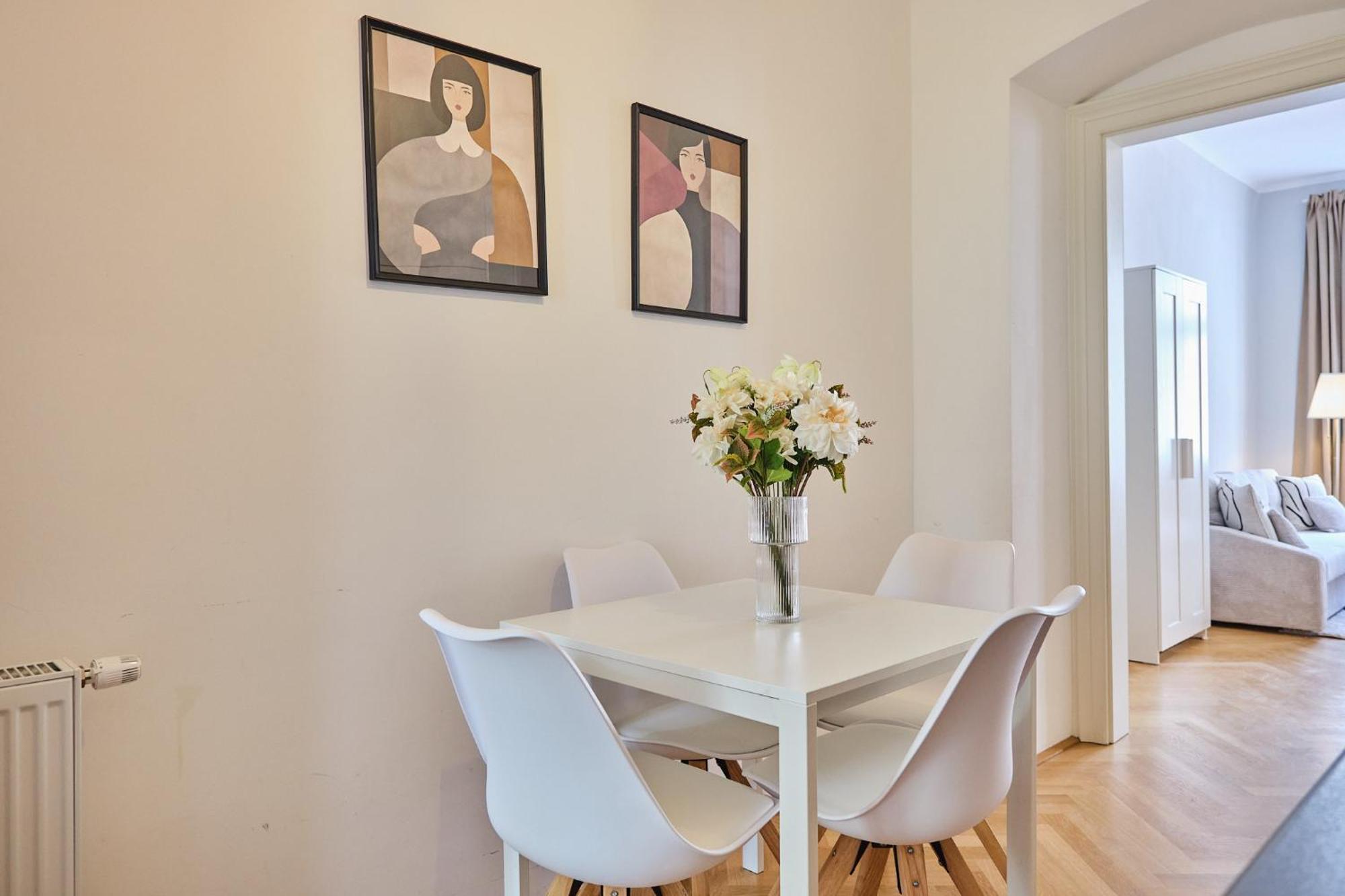 Chic Apartment - Near U3 Metro Vienna Exterior photo
